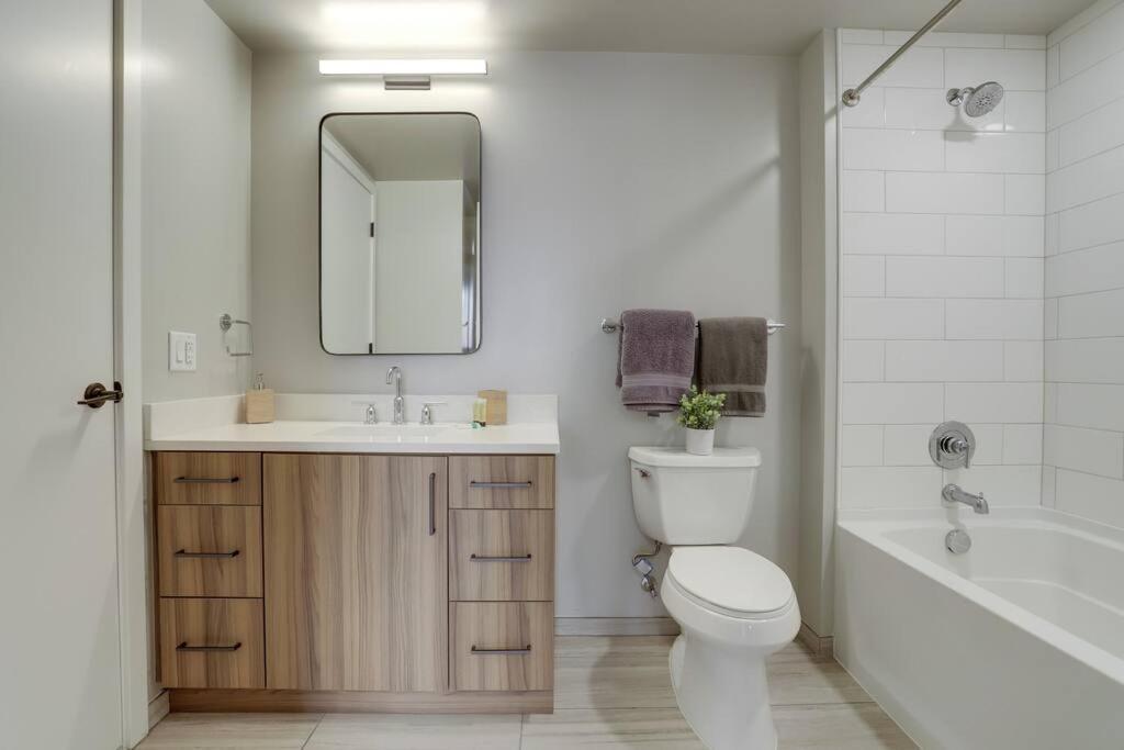 Gorgeous 1 Bedroom At Clarendon With Gym And Rooftop Arlington Dış mekan fotoğraf
