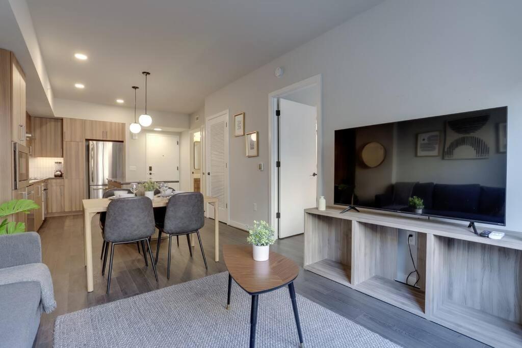 Gorgeous 1 Bedroom At Clarendon With Gym And Rooftop Arlington Dış mekan fotoğraf